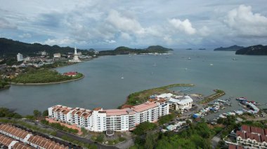 Langkawi 'nin Kent Simgeleri, Plajları ve Turist Çekimleri