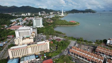 Langkawi 'nin Kent Simgeleri, Plajları ve Turist Çekimleri