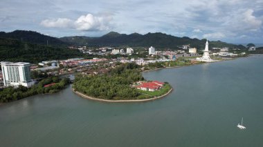 Langkawi 'nin Kent Simgeleri, Plajları ve Turist Çekimleri