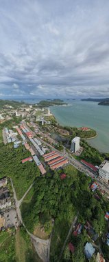 Langkawi 'nin Kent Simgeleri, Plajları ve Turist Çekimleri