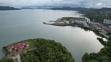 Langkawi 'nin Kent Simgeleri, Plajları ve Turist Çekimleri