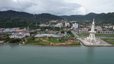 Langkawi 'nin Kent Simgeleri, Plajları ve Turist Çekimleri