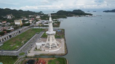 Langkawi 'nin Kent Simgeleri, Plajları ve Turist Çekimleri