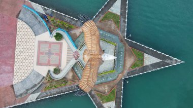 Langkawi 'nin Kent Simgeleri, Plajları ve Turist Çekimleri