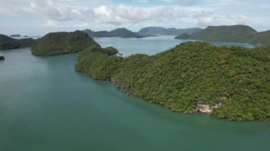 Langkawi 'nin Kent Simgeleri, Plajları ve Turist Çekimleri