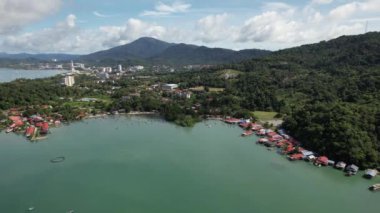 Langkawi 'nin Kent Simgeleri, Plajları ve Turist Çekimleri