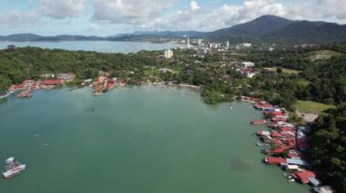 Langkawi 'nin Kent Simgeleri, Plajları ve Turist Çekimleri