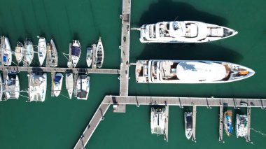 Langkawi 'nin Kent Simgeleri, Plajları ve Turist Çekimleri