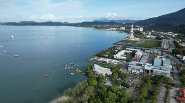 Langkawi 'nin Kent Simgeleri, Plajları ve Turist Çekimleri