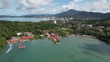 Langkawi 'nin Kent Simgeleri, Plajları ve Turist Çekimleri
