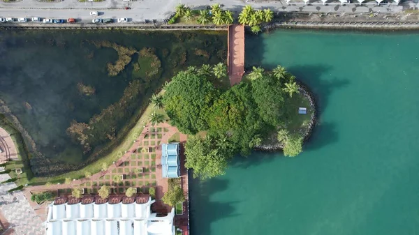 Langkawi 'nin Kent Simgeleri, Plajları ve Turist Çekimleri