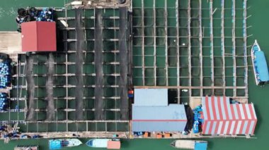 Langkawi 'nin Kent Simgeleri, Plajları ve Turist Çekimleri