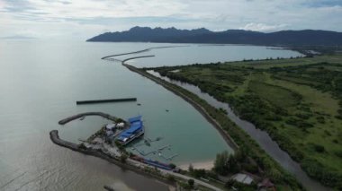 Langkawi 'nin Kent Simgeleri, Plajları ve Turist Çekimleri