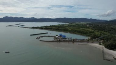 Langkawi 'nin Kent Simgeleri, Plajları ve Turist Çekimleri