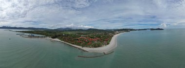Langkawi 'nin Kent Simgeleri, Plajları ve Turist Çekimleri
