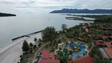 Langkawi 'nin Kent Simgeleri, Plajları ve Turist Çekimleri