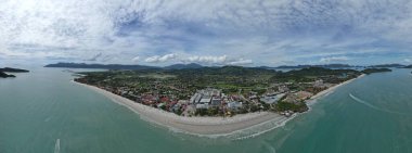 Langkawi 'nin Kent Simgeleri, Plajları ve Turist Çekimleri