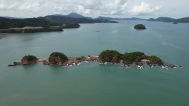 Langkawi 'nin Kent Simgeleri, Plajları ve Turist Çekimleri
