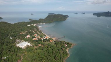 Langkawi 'nin Kent Simgeleri, Plajları ve Turist Çekimleri