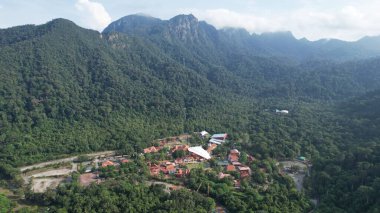 Langkawi 'nin Kent Simgeleri, Plajları ve Turist Çekimleri