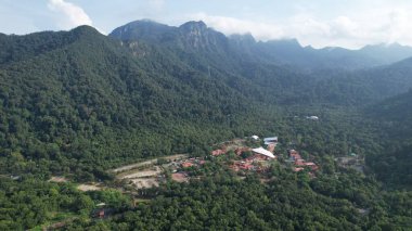 Langkawi 'nin Kent Simgeleri, Plajları ve Turist Çekimleri