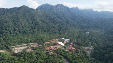 Langkawi 'nin Kent Simgeleri, Plajları ve Turist Çekimleri