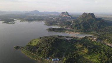 Langkawi 'nin Kent Simgeleri, Plajları ve Turist Çekimleri