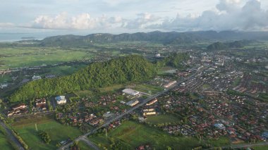 Perlis, Malezya 29 Haziran 2022: Güneşin Doğuşundaki Güzel Kangar Şehri