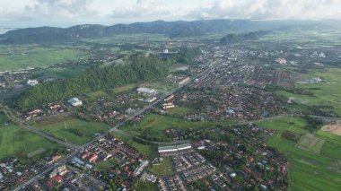 Perlis, Malezya 29 Haziran 2022: Güneşin Doğuşundaki Güzel Kangar Şehri