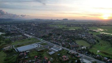 Perlis, Malezya 29 Haziran 2022: Güneşin Doğuşundaki Güzel Kangar Şehri