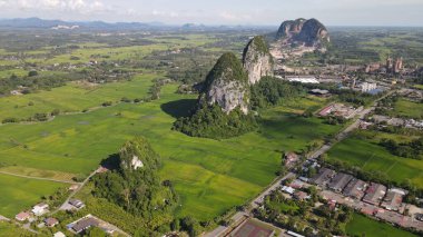 Kireçtaşı Keteri Tepesi ve Çeltik Tarlaları