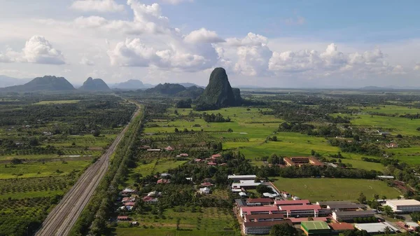 Kireçtaşı Keteri Tepesi ve Çeltik Tarlaları
