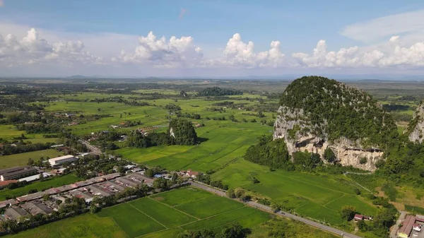 Kireçtaşı Keteri Tepesi ve Çeltik Tarlaları