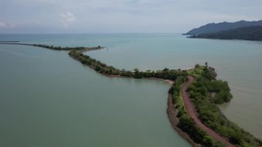 Langkawi 'nin Eşsiz Dalga Kırıcısı
