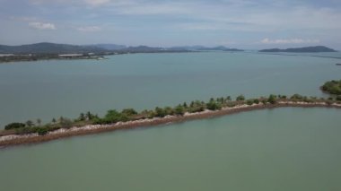 Langkawi 'nin Eşsiz Dalga Kırıcısı
