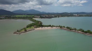 Langkawi 'nin Eşsiz Dalga Kırıcısı