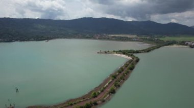 Langkawi 'nin Eşsiz Dalga Kırıcısı