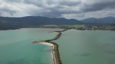 Langkawi 'nin Eşsiz Dalga Kırıcısı