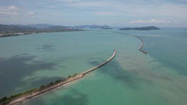 Langkawi 'nin Eşsiz Dalga Kırıcısı