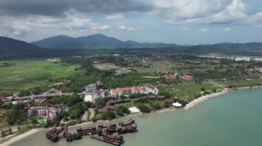 Kireçtaşı Keteri Tepesi ve Çeltik Tarlaları