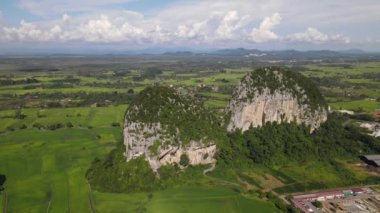 Kireçtaşı Keteri Tepesi ve Çeltik Tarlaları