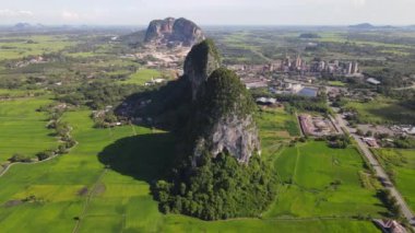 Kireçtaşı Keteri Tepesi ve Çeltik Tarlaları
