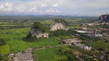 Kireçtaşı Keteri Tepesi ve Çeltik Tarlaları
