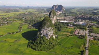 Kireçtaşı Keteri Tepesi ve Çeltik Tarlaları