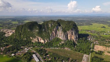 Kireçtaşı Keteri Tepesi ve Çeltik Tarlaları