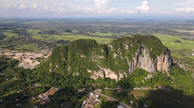 Kireçtaşı Keteri Tepesi ve Çeltik Tarlaları