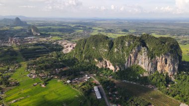Kireçtaşı Keteri Tepesi ve Çeltik Tarlaları