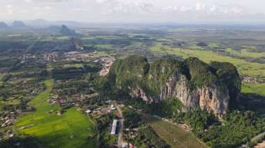 Kireçtaşı Keteri Tepesi ve Çeltik Tarlaları