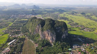 Kireçtaşı Keteri Tepesi ve Çeltik Tarlaları