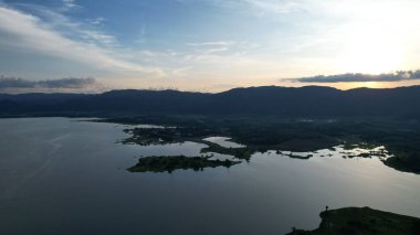 Kireçtaşı Keteri Tepesi ve Çeltik Tarlaları